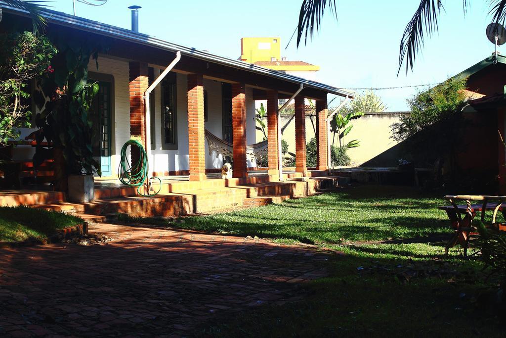 Chacara Ando Bed And Breakfast Агуас-ди-Санта-Барбара Экстерьер фото
