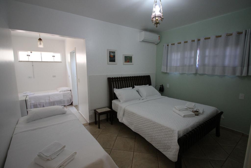 Chacara Ando Bed And Breakfast Агуас-ди-Санта-Барбара Экстерьер фото
