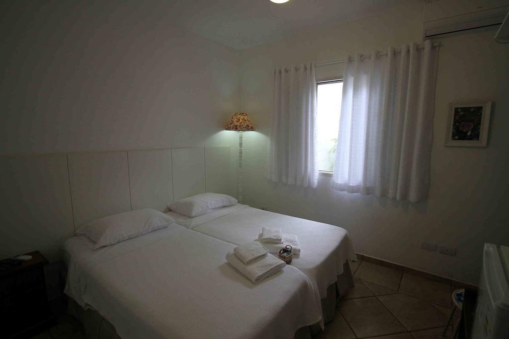 Chacara Ando Bed And Breakfast Агуас-ди-Санта-Барбара Экстерьер фото