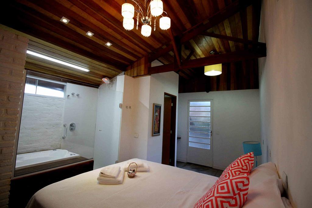 Chacara Ando Bed And Breakfast Агуас-ди-Санта-Барбара Экстерьер фото